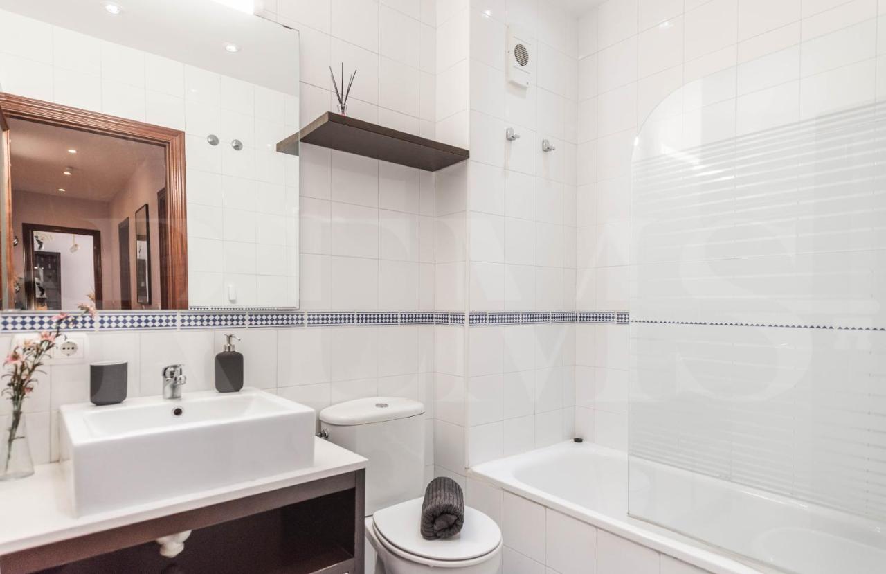 Inviting Apartment In The Heart Of Malaga By Rems Экстерьер фото