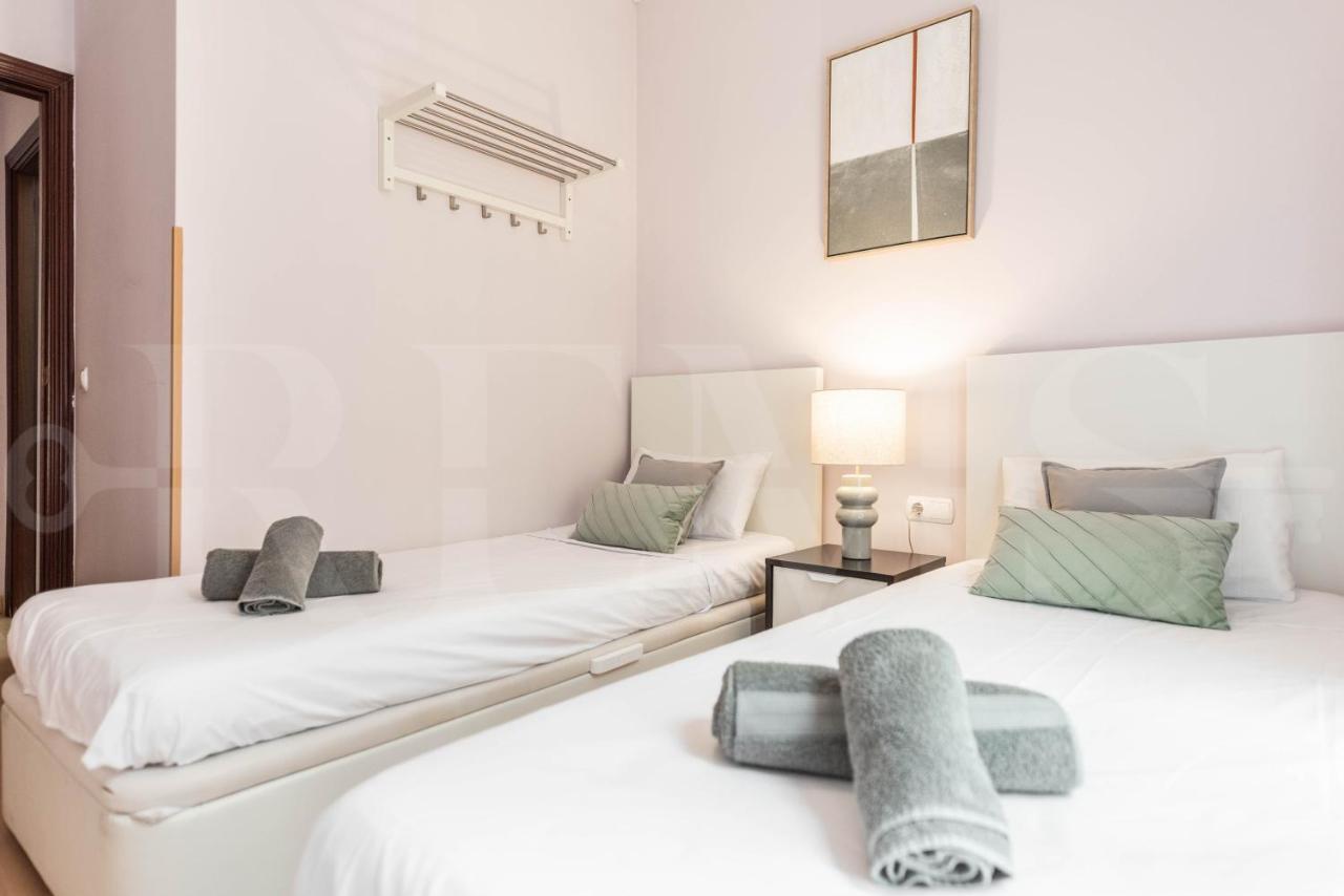Inviting Apartment In The Heart Of Malaga By Rems Экстерьер фото